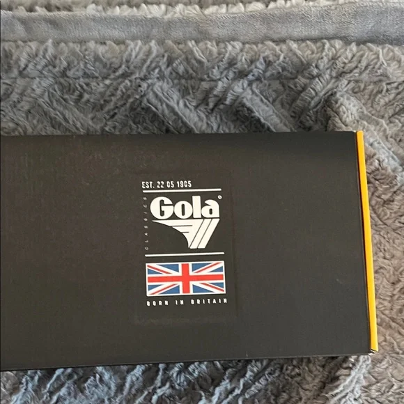 Gola Beige Canvas Sneakers with White Stripes - Picture 9 of 10